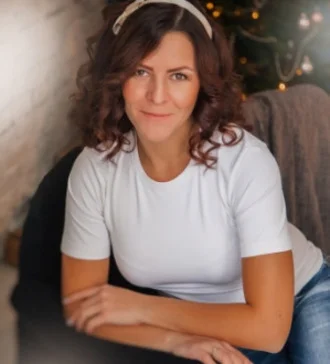 Николаева Елена